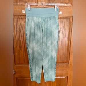 Athleta Women’s Nikita Slim Tapered Pants 6